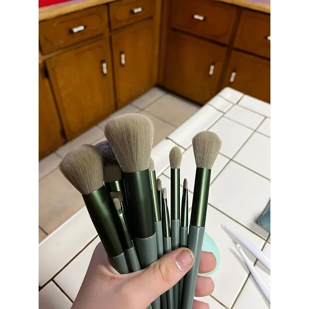22 Pieces Green Brushes Makeup Kit Foundation Eyeshadow Large Brushes Set